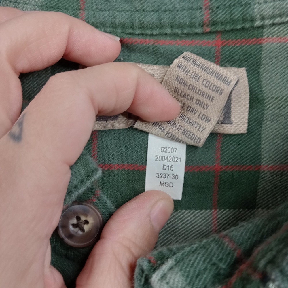 Duluth Trading Shirt Mens XL Green Plaid Flannel Button Front Long Sleeve Casual - Picture 3 of 7